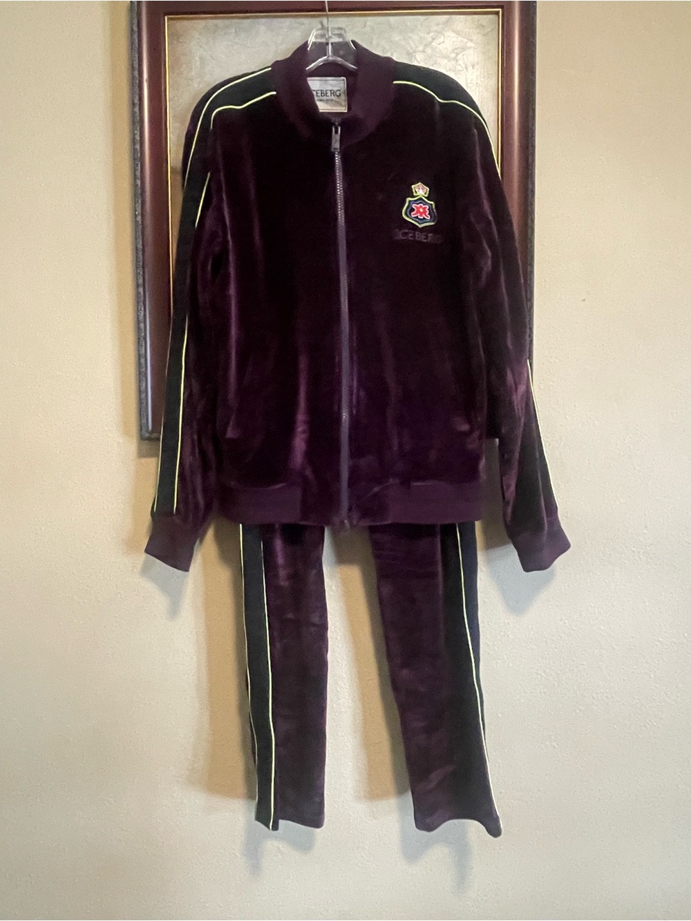 Iceberg Tech Jersey
Tracksuit Set Full Zip
Jacket Pants large